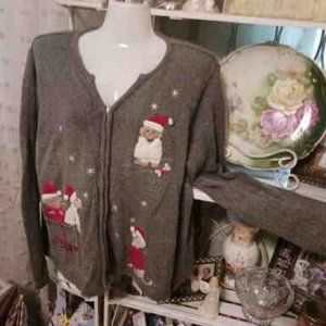 Cute Christmas sweater w/dogs